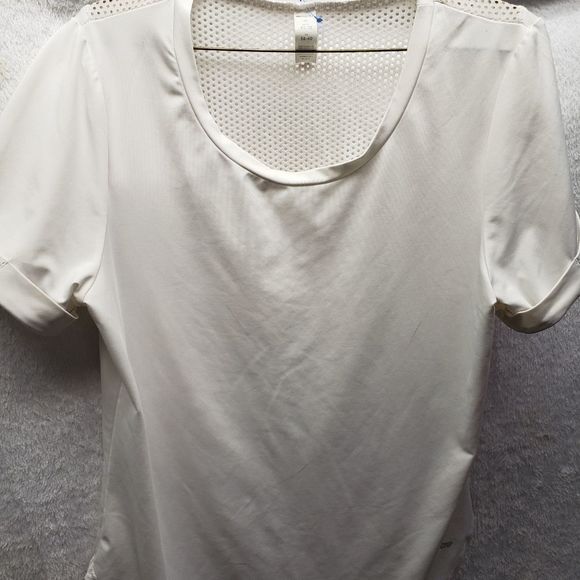 Marika Tops - Medium Active Wear Shirt